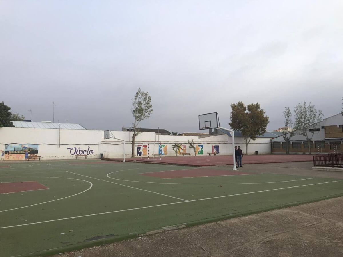 Los habitantes de Mota del Cuervo podrán utilizar las pistas deportivas del IES Julián Zarco
