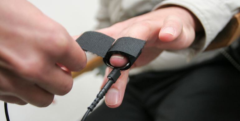 El detenido sometía a su mujer a pruebas de detección de mentiras.