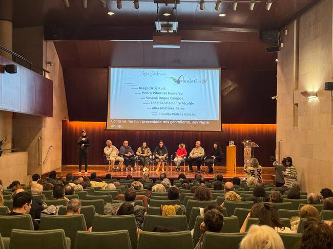 La celebración contaba con una mesa redonda en la que se hablaba de voluntariado