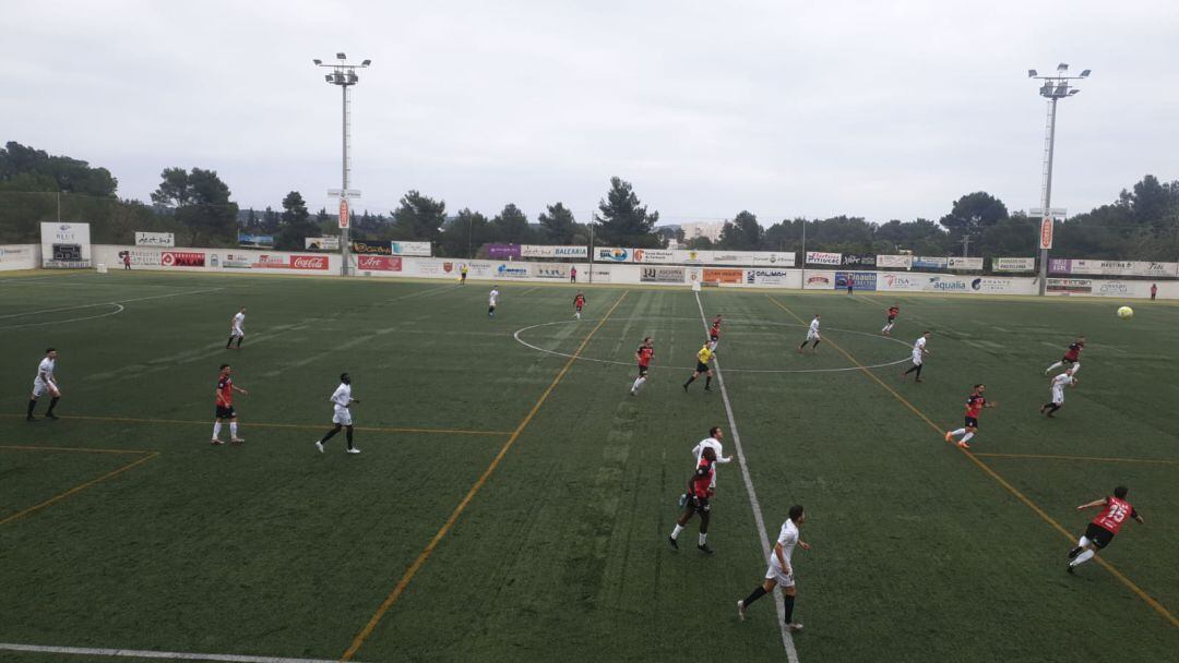 Imagen del partido jugado ayer en Santa Eulària