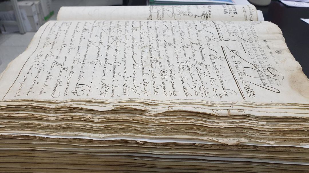 Uno de los documentos del archivo de Villaviciosa de Odón