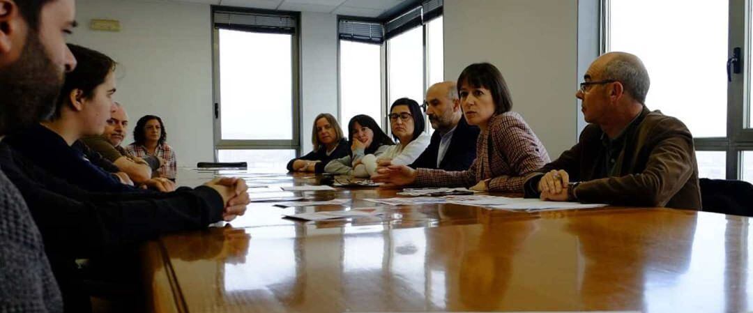 El BNG se reúne con los trabajadores de subcontratas de R