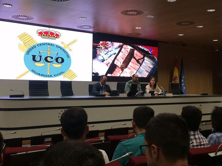 Una imagen de la rueda de prensa de la UCO