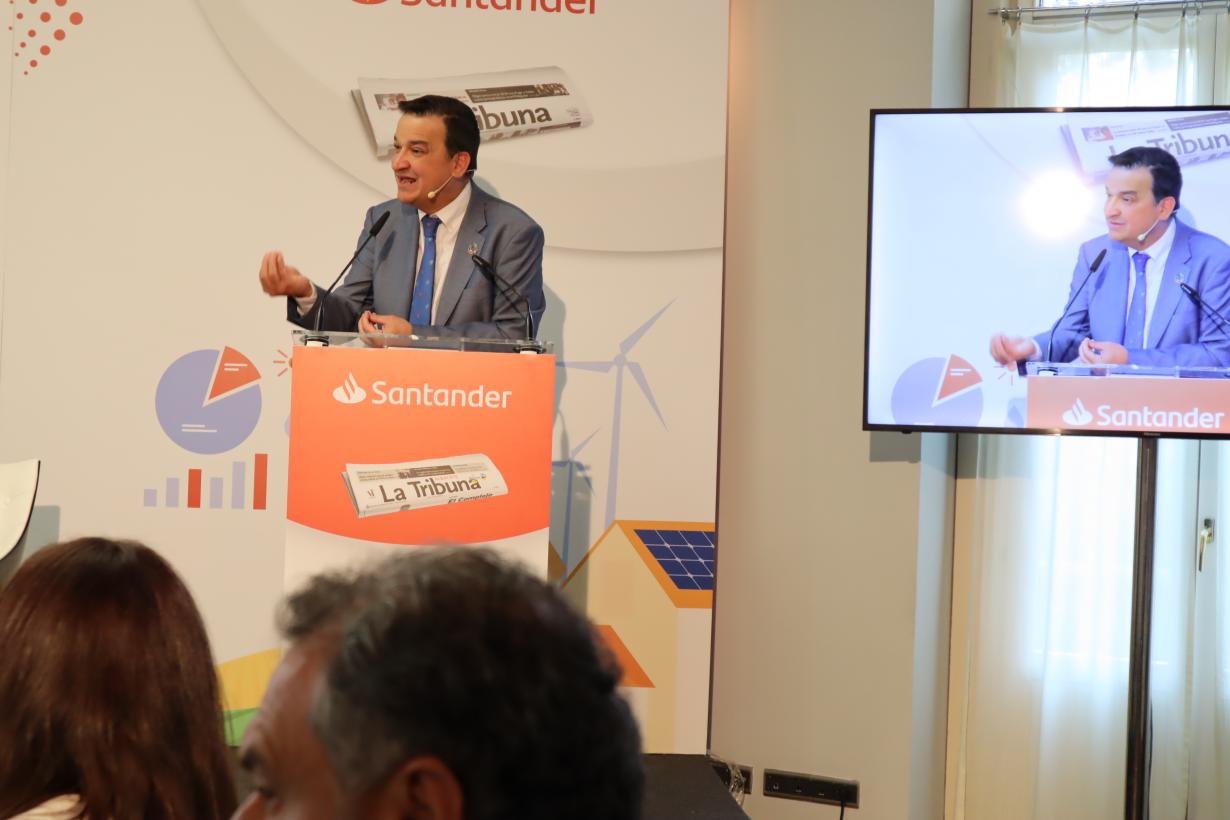 Martínez Arroyo durante el desayuno informativo celebrado en Albacete