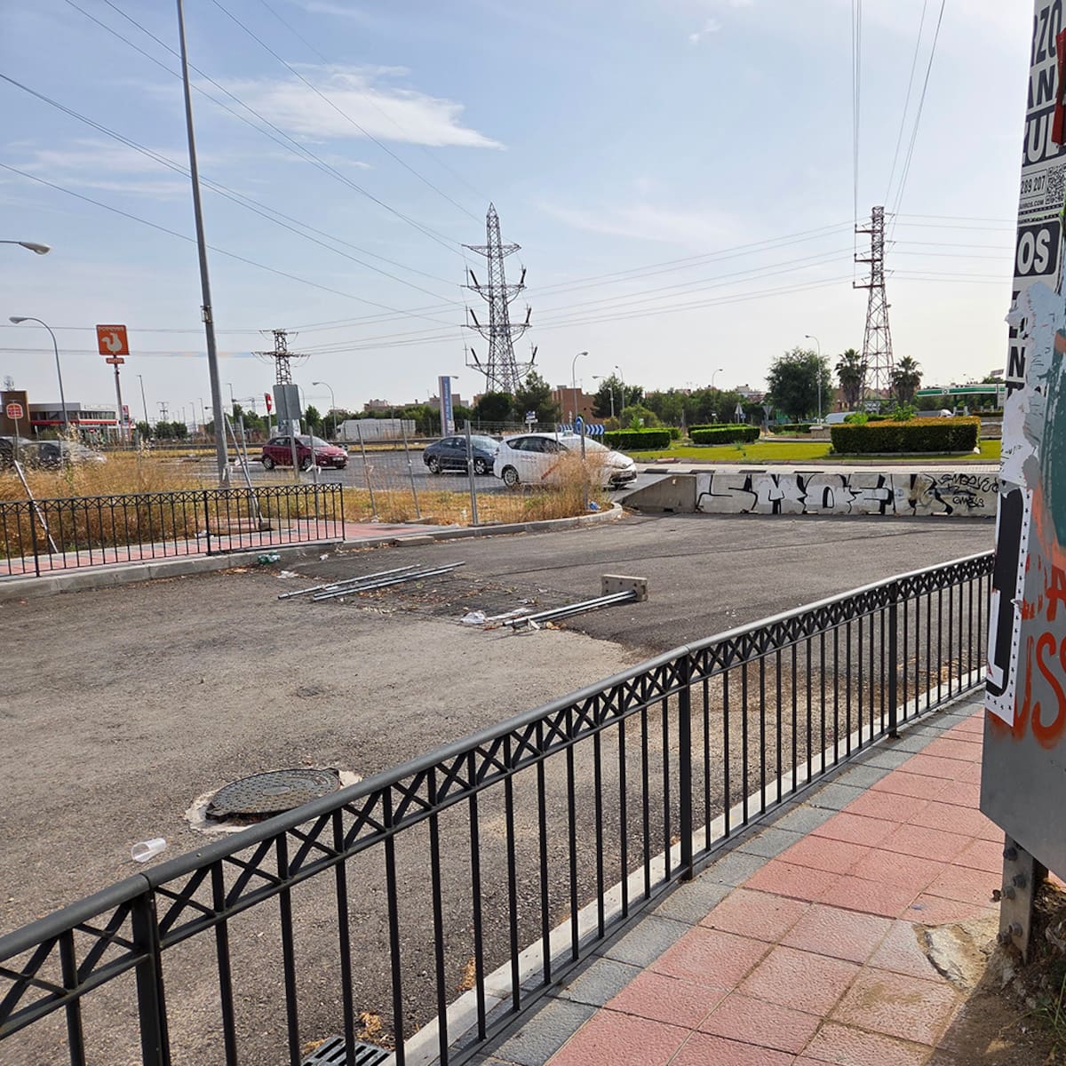 Dos pasos de peatones en la M-406 de Getafe y el acceso desde Buenavista, más cerca