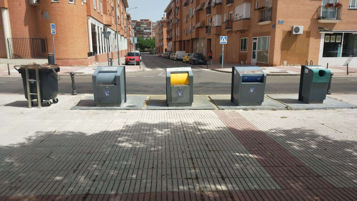 Beatriz del Pozo, edil de Más Madrid en Fuenlabrada, defiende su moción sobre la ampliación a los plásticos y metales del contenedor amarillo