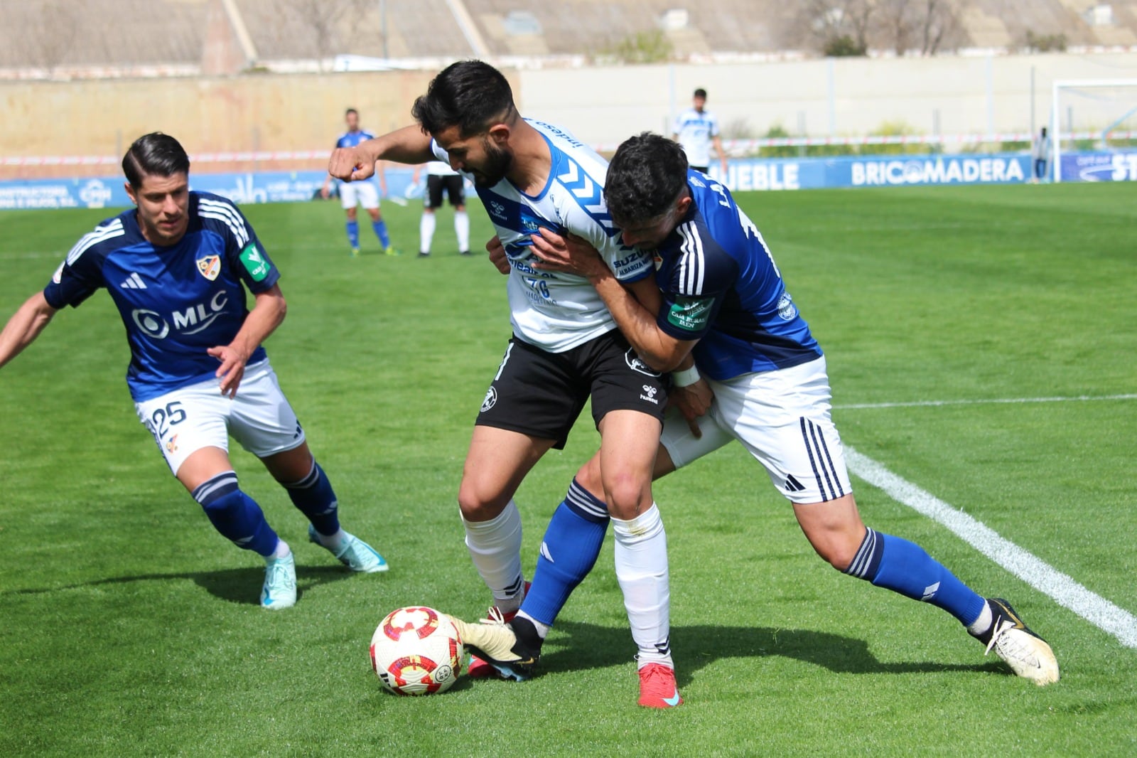 Imagen partido entre el Linares y el Xerez DFC