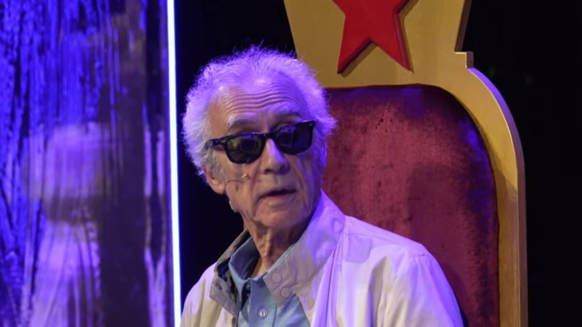 Plantean el "dilema de los 50 euros" y la respuesta de Millás es puro Millás: "Si es rico, no es suyo"