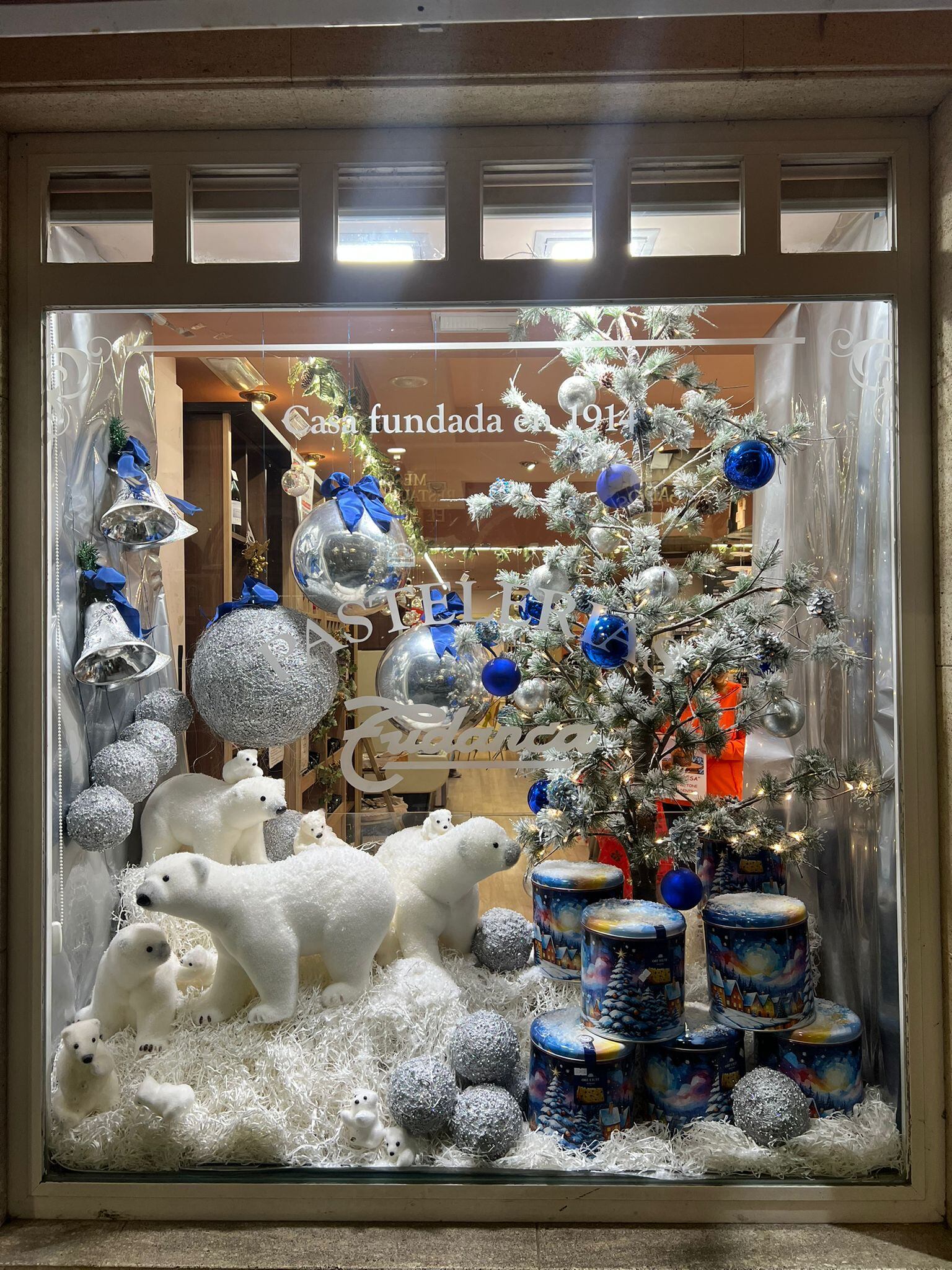 2º Ambientación Pastelería Tudanca