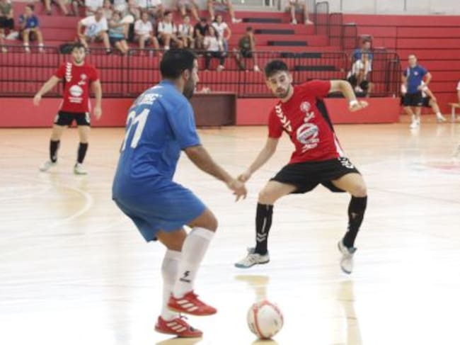 El Nueva Elda controló el partido