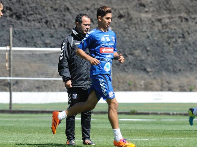 Ayoze Pérez y Álvaro Cervera en El Mundialito en un entrenamiento durante la temporada 13-14