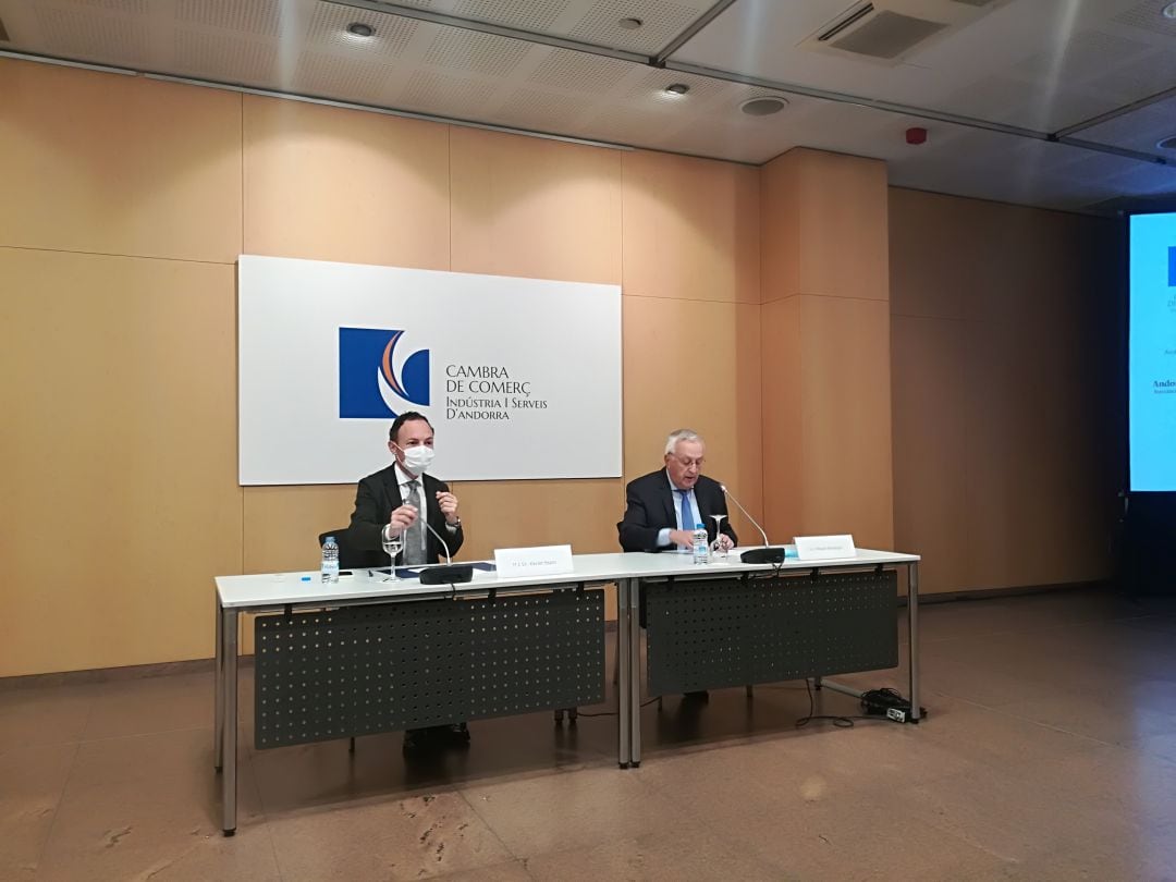 El cap de Govern, Xavier Espot, i el president de la Cambra de Comerç, Miquel Armengol.