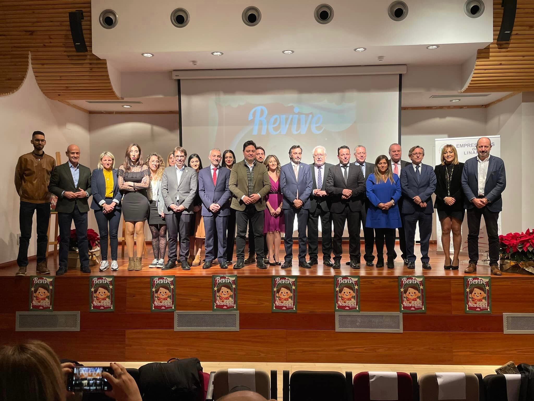 Presentación de la campaña "Revive tu mejor Navidad" en Linares.
