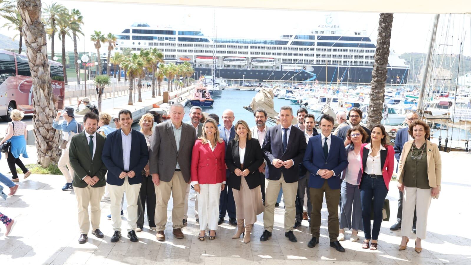El PP convoca una cumbre autonómica en el Senado para frenar los derribos de la Ley de Costas