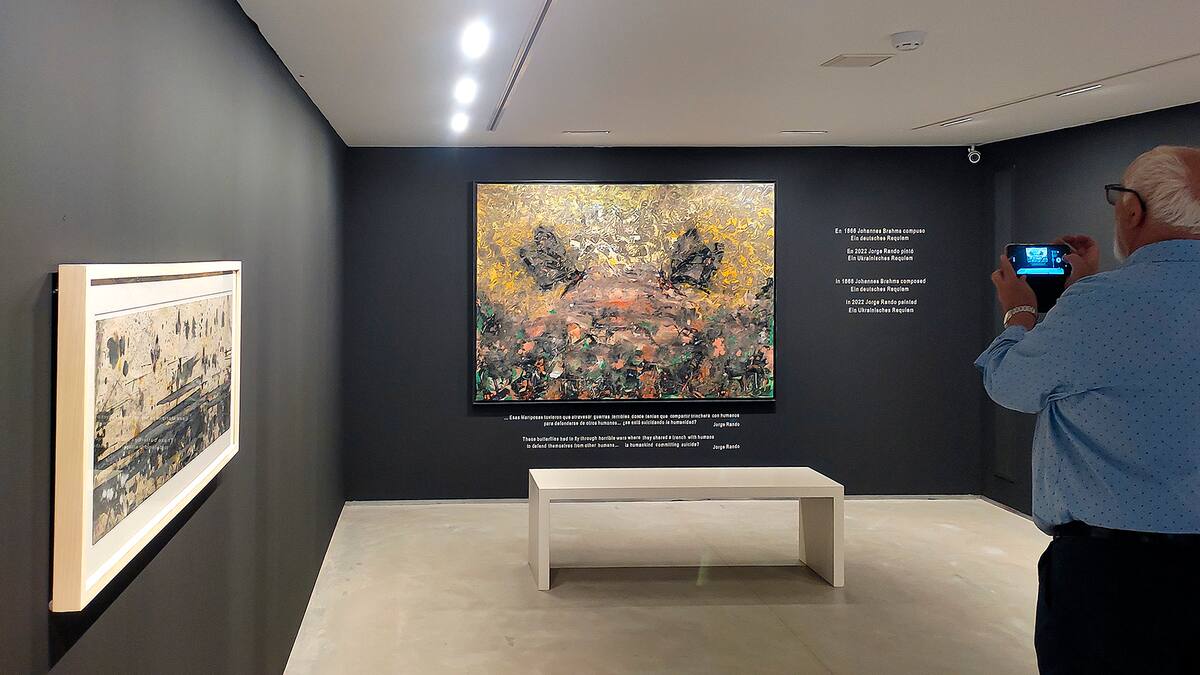 Jorge Rando pinta un réquiem por Ucrania