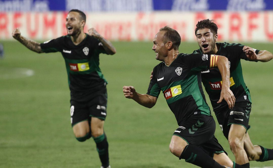 La alegría de Nino tras marcar el gol de la eliminatoria ante el Zaragoza