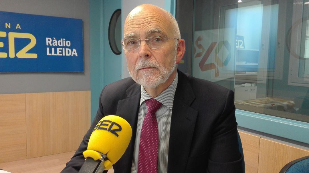 Simeó Miquel als estudis de Ràdio Lleida