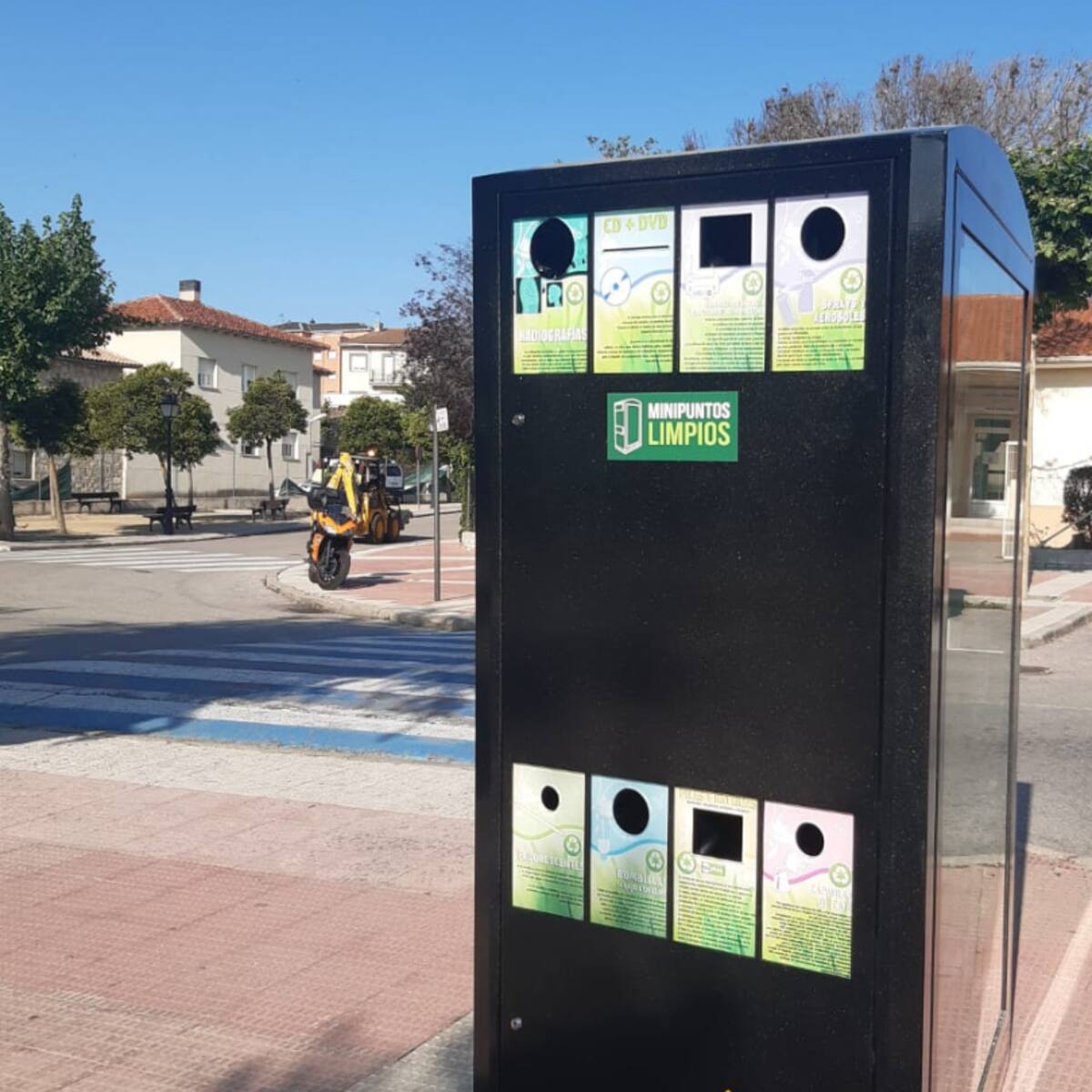 El Molar instala “mini puntos limpios” para evitar desplazamientos a los vecinos