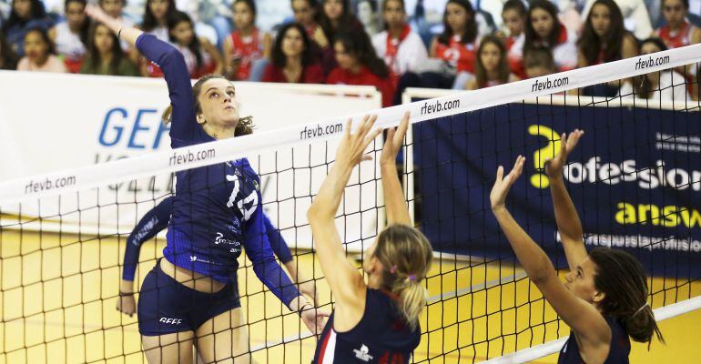 El Feel Volley debe ganar para alejarse de la parte baja de la tabla