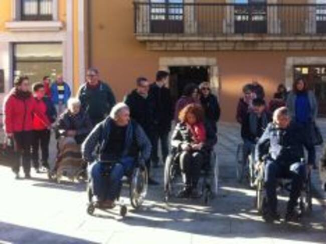 Inician el paseo en silla de ruedas