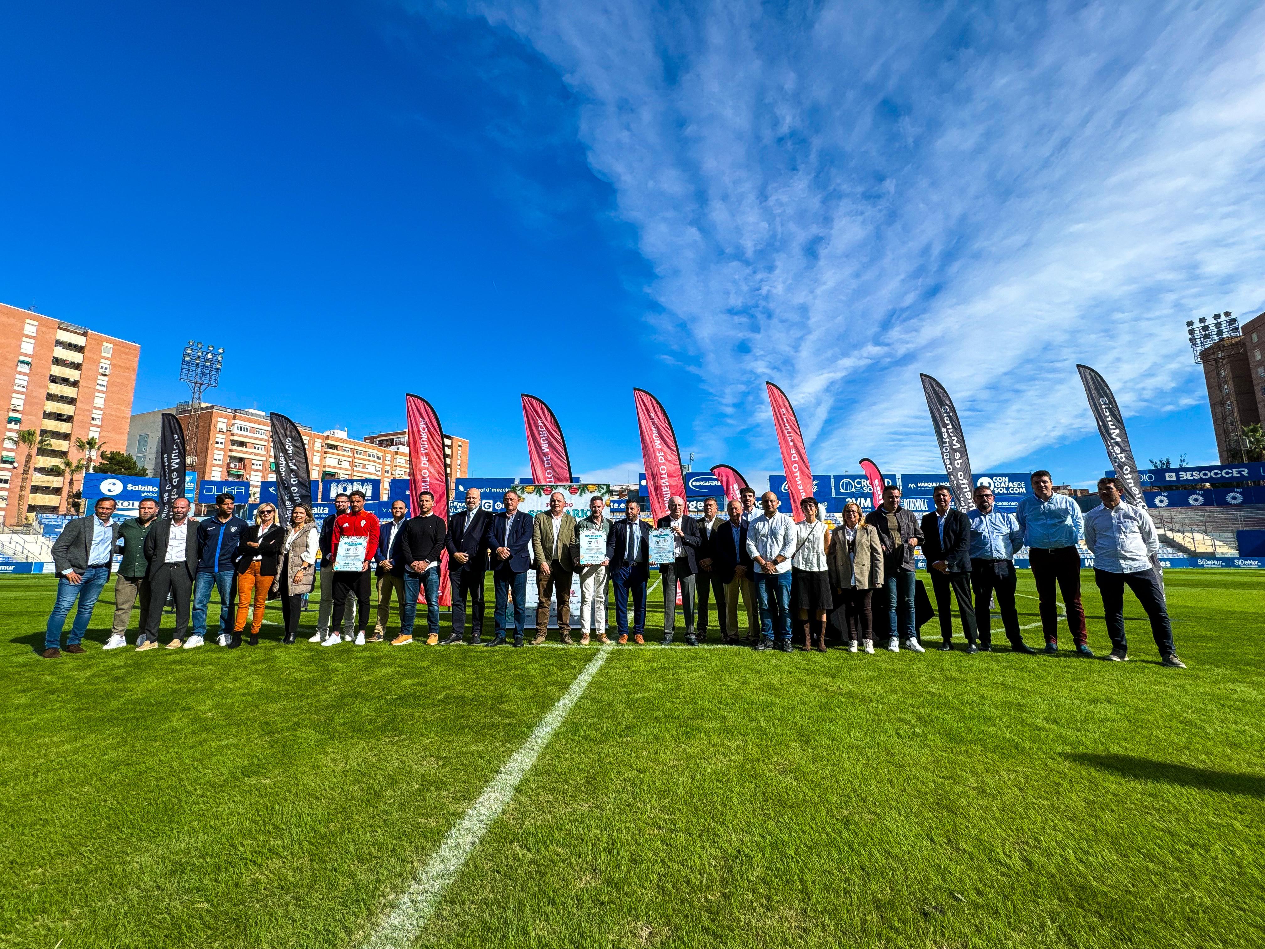 Real Murcia y UCAM se ven las caras por Navidad.