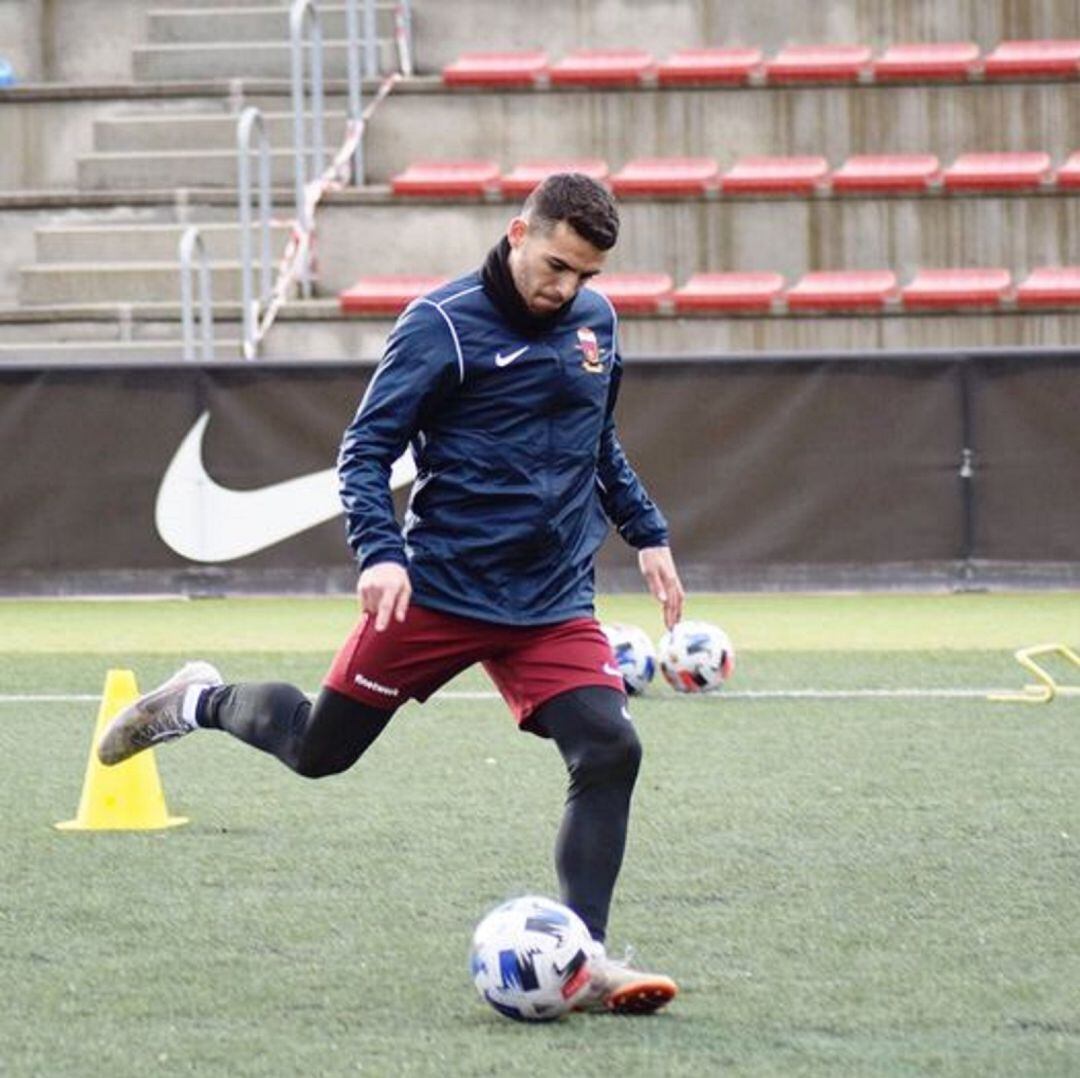 Facu Marín no ha disputado ni un solo minuto en partido oficial con el eldense
