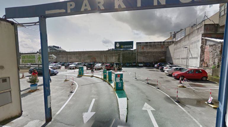 Aparcamiento Ánxel Fole, Lugo