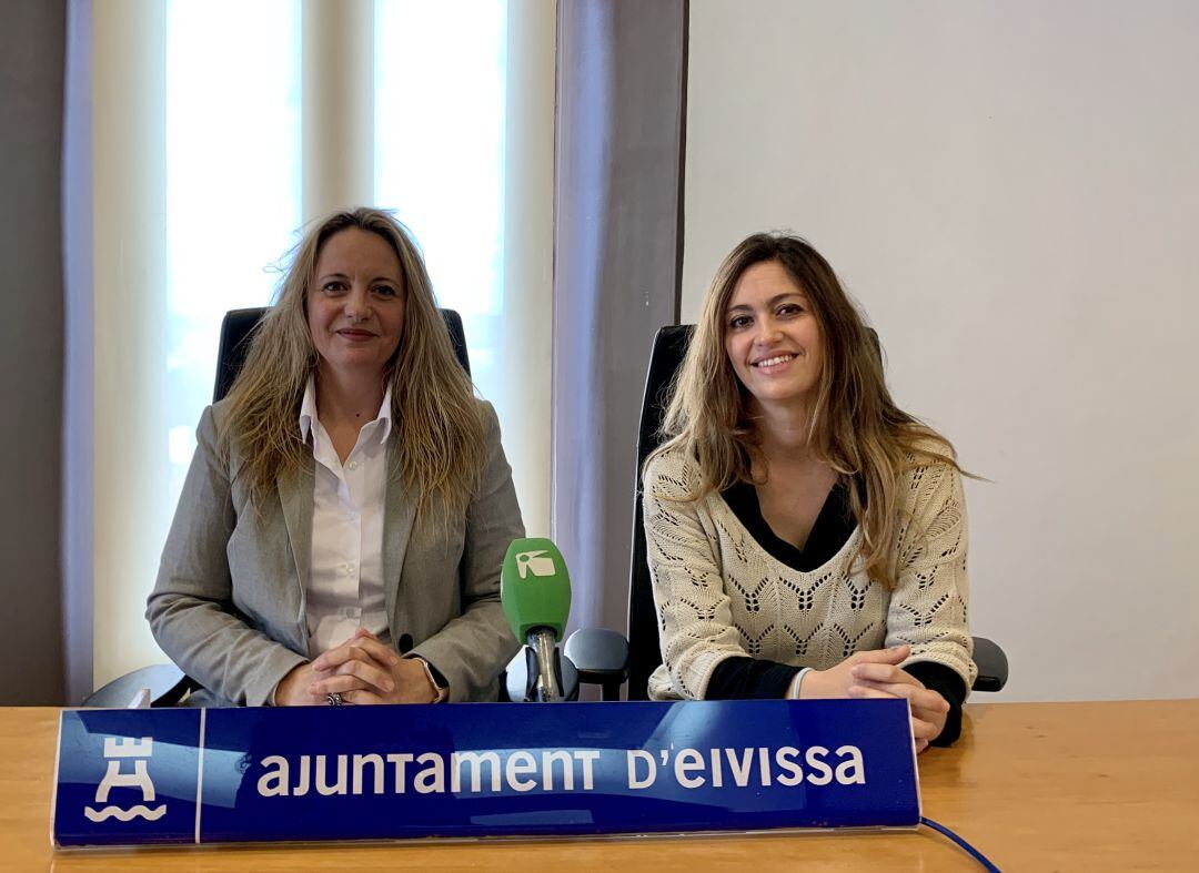 Carmen Boned y Antonella Greco en rueda de prensa