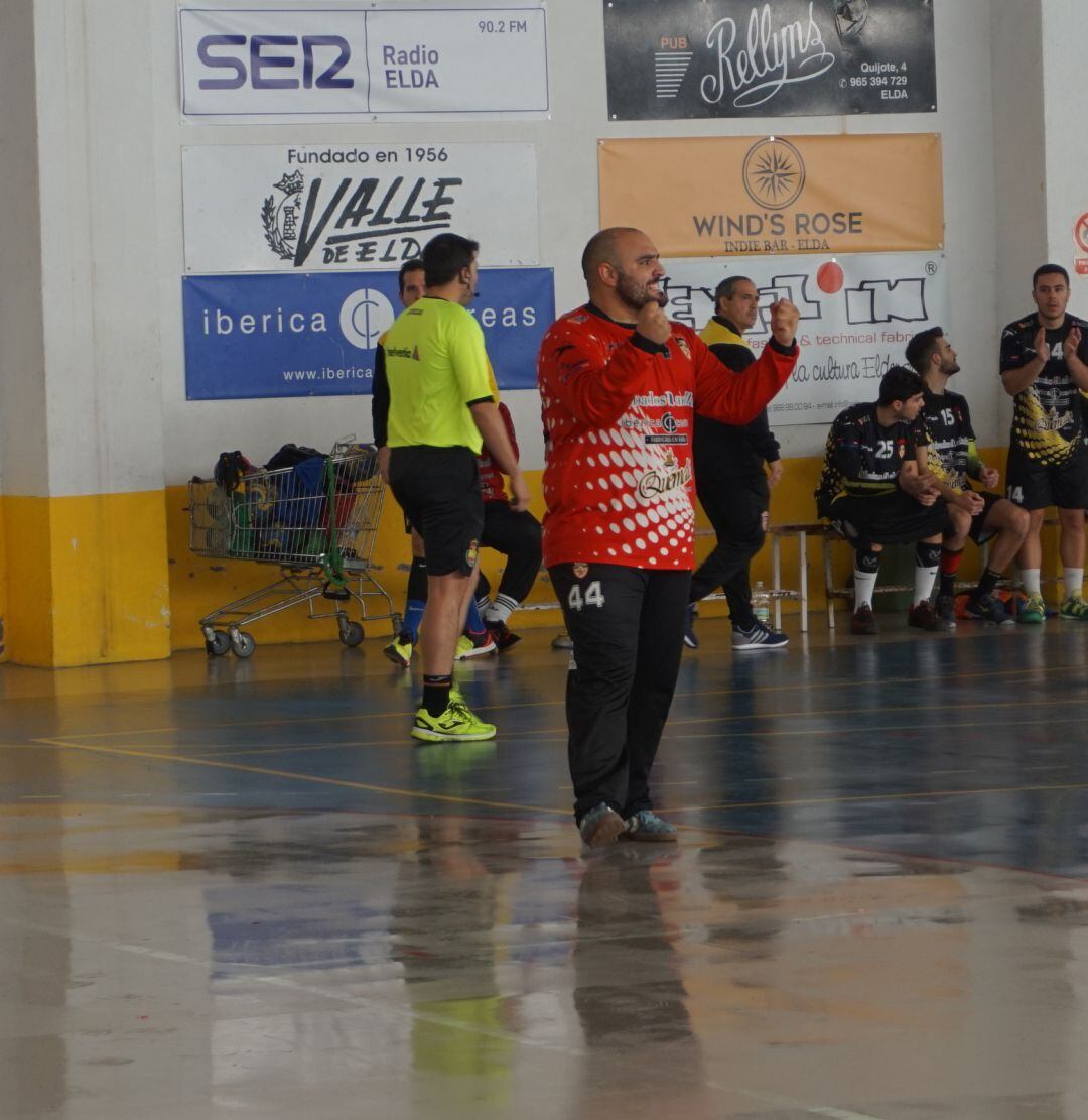 Jairo Muñoz se desquitó ante el Hispanitas Bm. Petrer