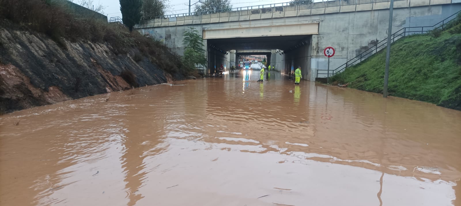 Túnel de la carretera de Cabanillas inundado este viernes