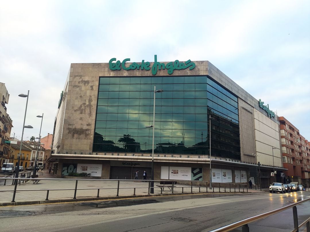 El Corte Inglés de Linares.