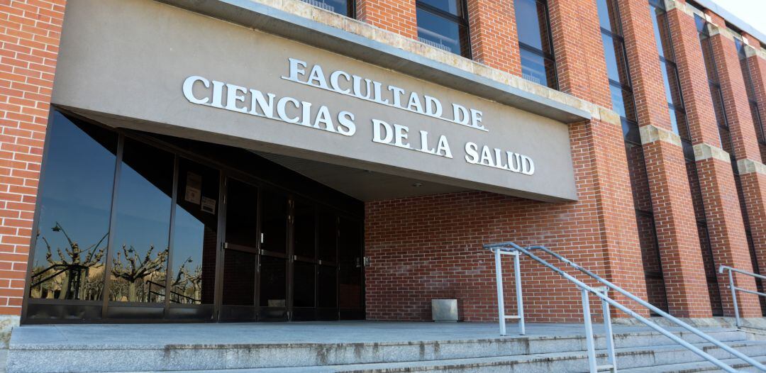 Las becas para estudios universitarios de la Junta se pueden solicitar desde este viernes