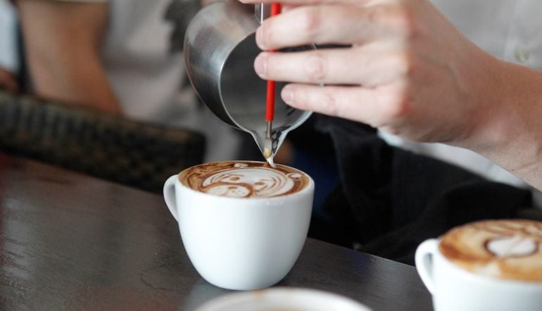 Los baristas hacen del café todo un arte