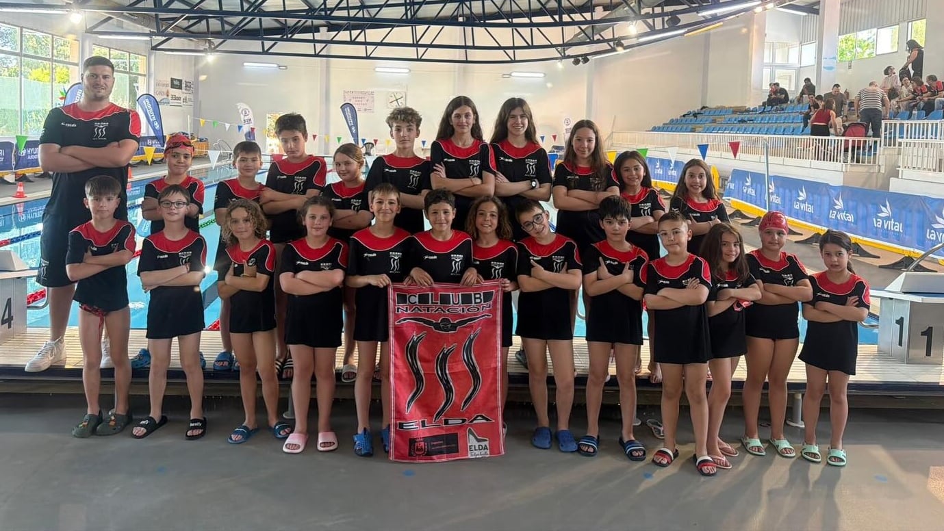 Nuevos éxitos para los nadadores del C. N. Elda