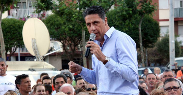 Albiol reuneix un miler de simpatitzants i fa una crida perquè el PSC "no doni l'alcaldia" a Guanyem Badalona