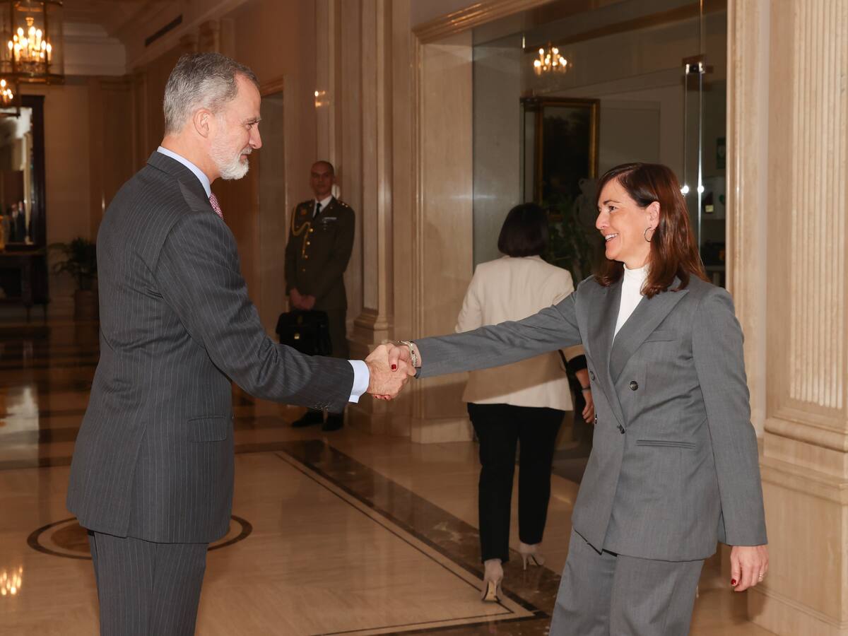 El Rey Felipe VI recibe a la empresaria de Palencia Rocío Hervella, fundadora de Prosol