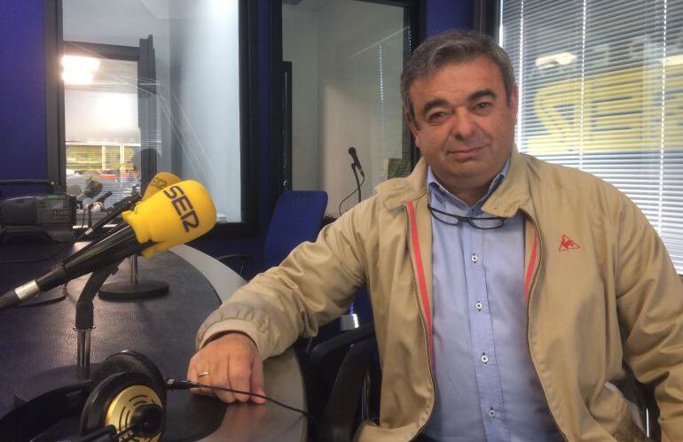 El eil de Ciudadanos, Justo Fernández, durante una entrevista en Radio León