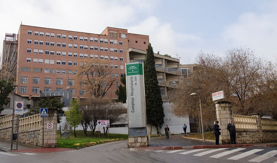 Puerta del Complejo Hospitalario de Jaén capital