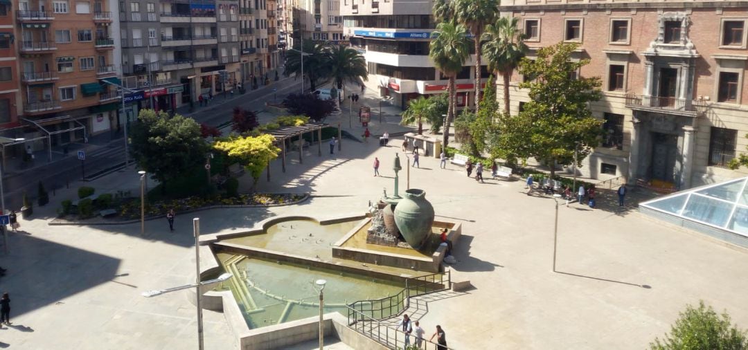 Fuente de la Plaza de la Constitución de Jaén. 