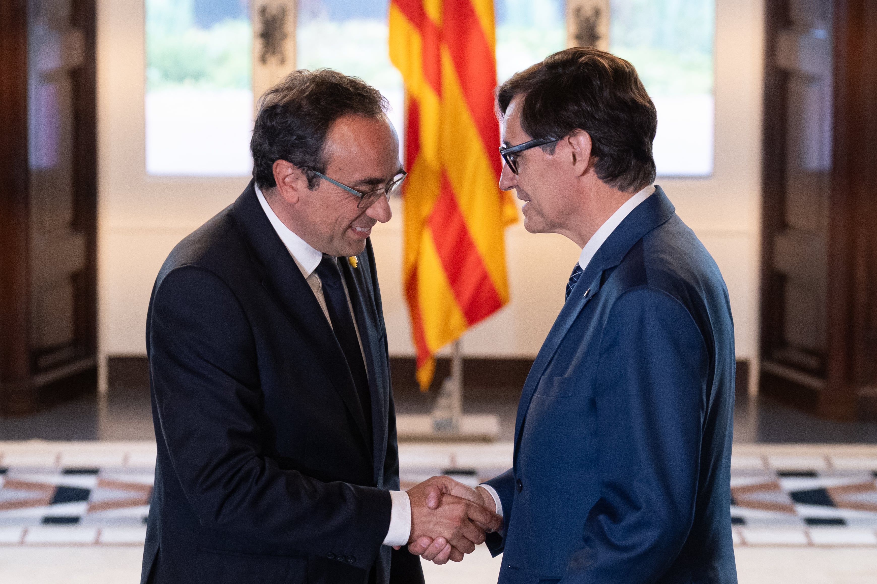 Salvador Illa (PSC) se reune con el president del Parlament, Josep Rull.