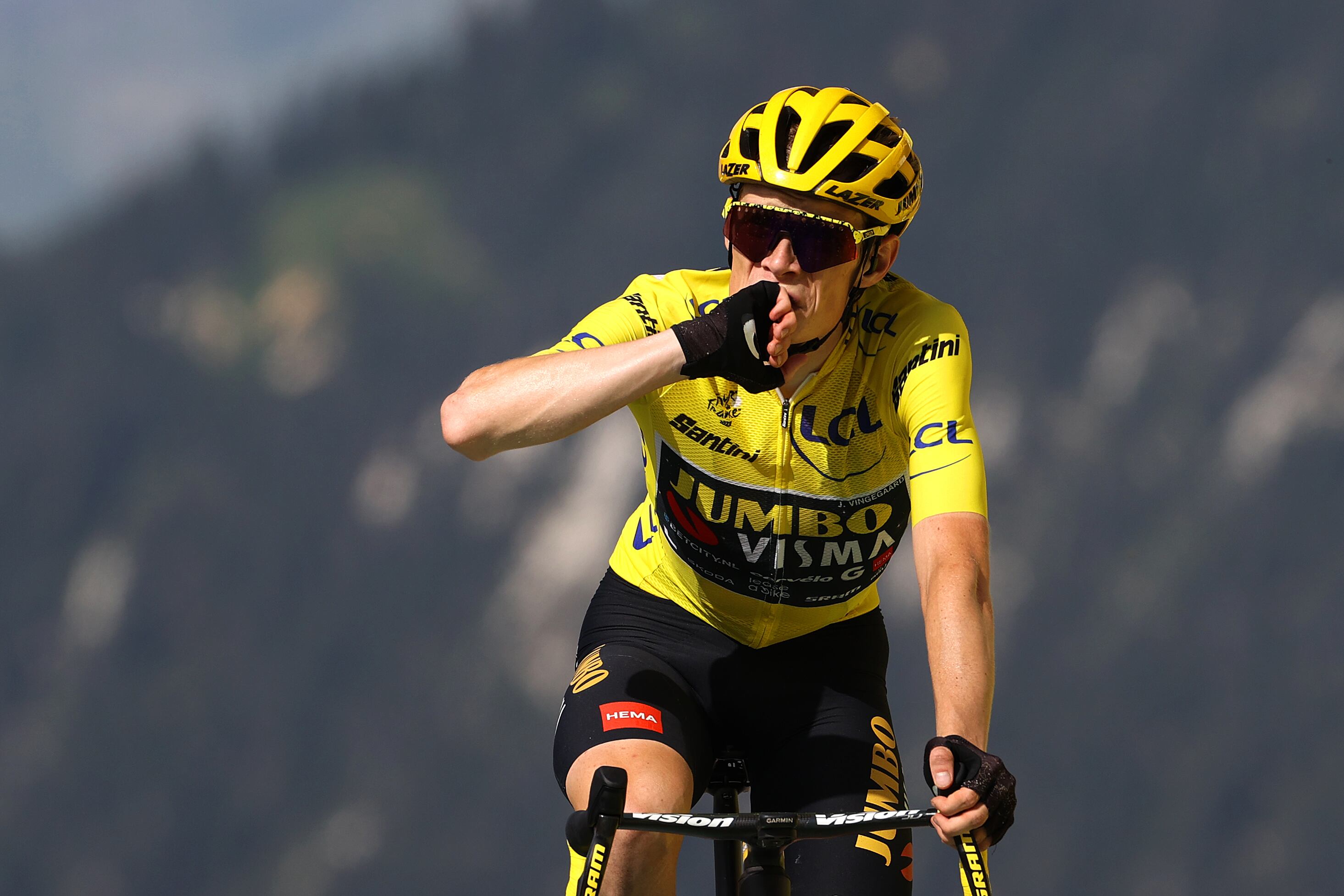 Jonas Vingegaard, del Team Jumbo-Visma, a su llegada al Courchevel. (Michael Steele/Getty Images)