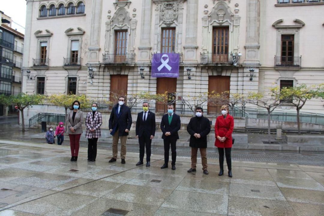 Representanrtes de las instituciones y administraciones que defienden la candidatura de Jaén