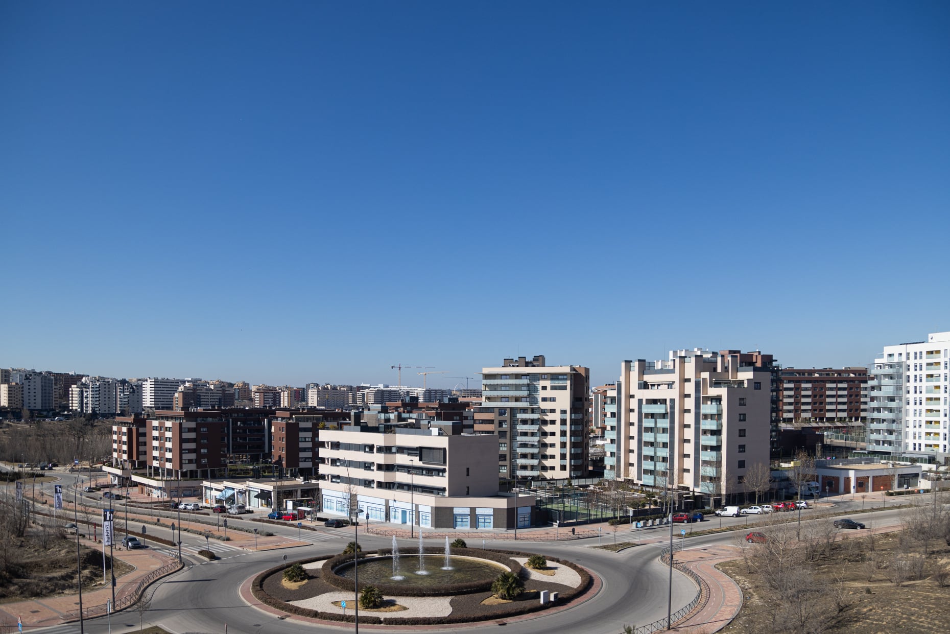 Comienzan a firmarse los primeros contratos de vivienda del Plan Alquila en Tres Cantos