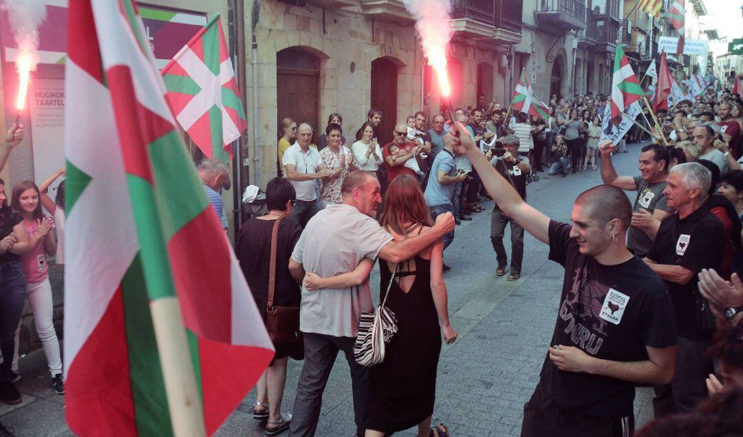 Por territorios, 92 tuvieron lugar en Bizkaia, 60 en Gipuzkoa, 30 en Navarra, 6 en Álava, 2 en el País Vasco francés y uno en Madrid, otro en Murcia y otro en Barcelona