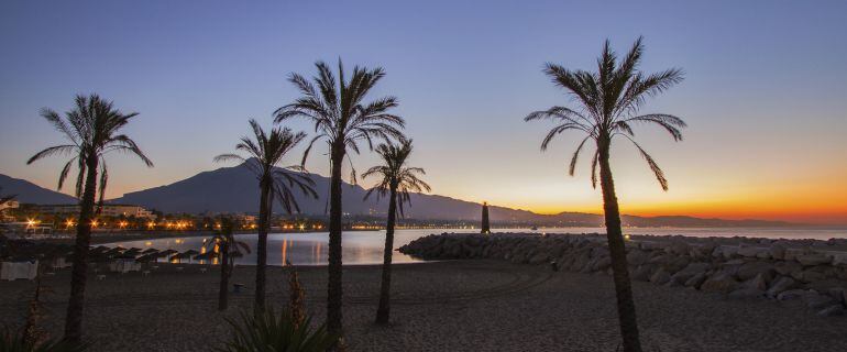 Amanecer en Puerto Banús