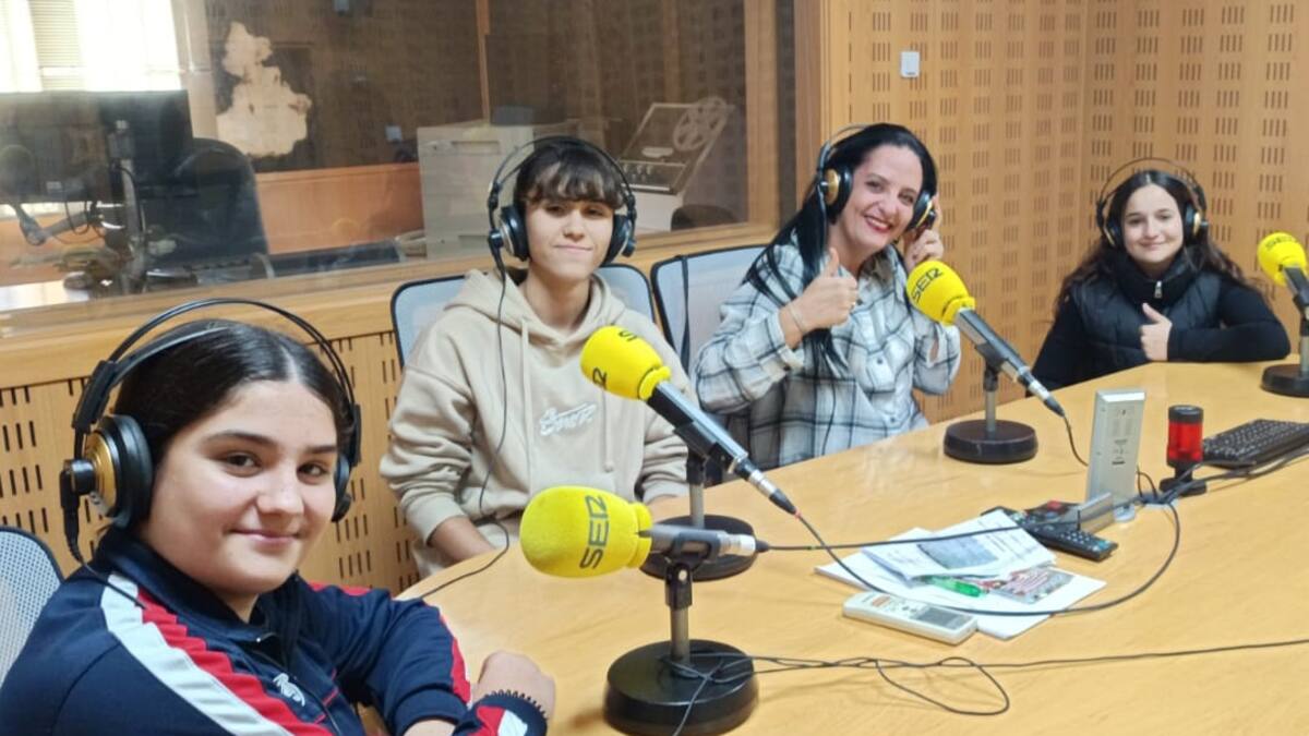 TERTULIA FUTBOL FEMENINO