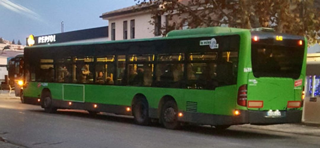 Uno de los autobuses interurbanos