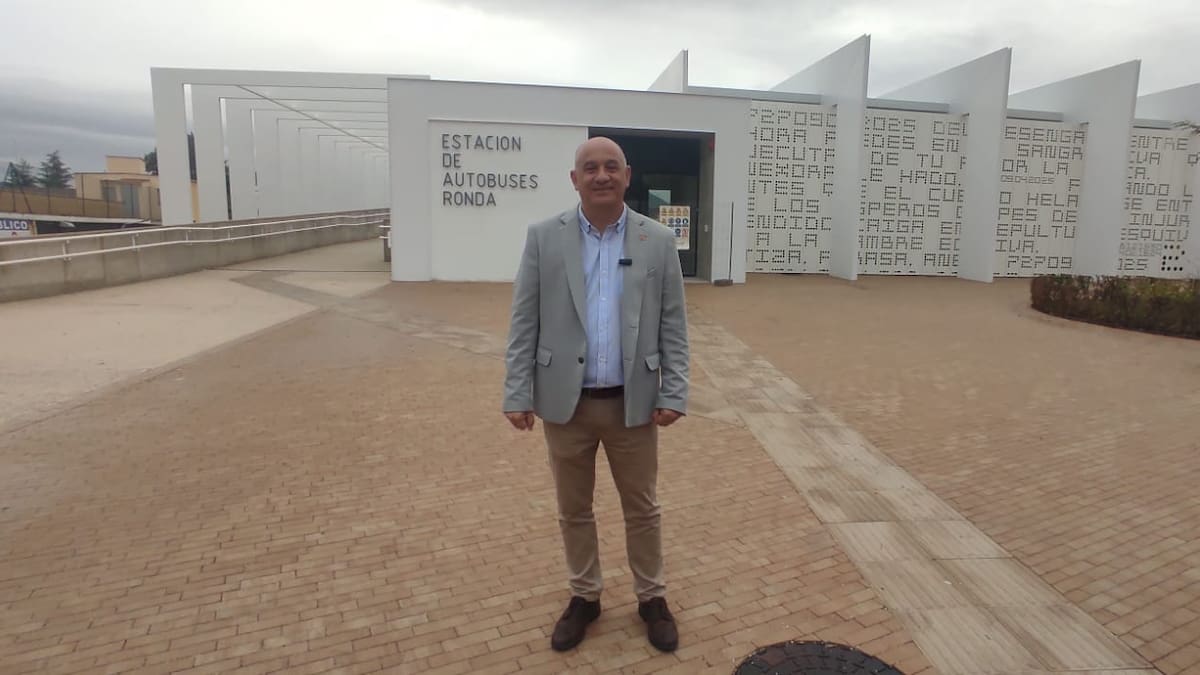 Cañestro sobre la nueva estación de autobuses: "Es un ejemplo de mala gestión en el tema de obras"