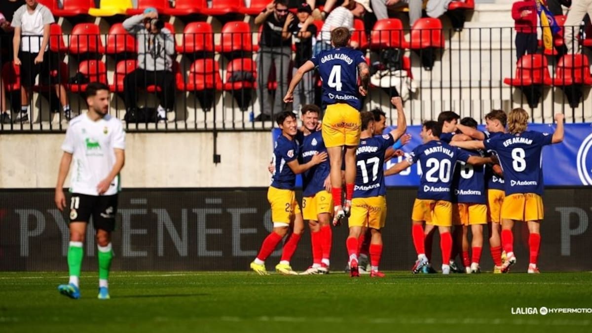 El Racing se la pega en Andorra (6-2)