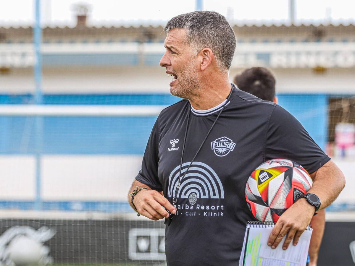 Alejandro Sandroni: "Sabemos que si damos lo que dimos el domingo ante el Alcoyano, en Castellón no tenemos opción"